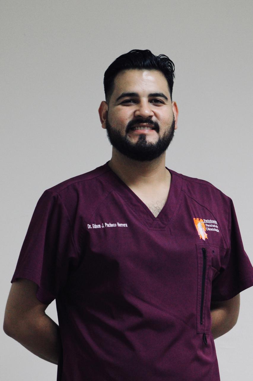 Dra. Azalea Villegas Valenzuela, especialista en ortodoncia y ortopedia maxilofacial